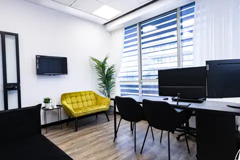 משרד מרוהט עם פינת ישיבה בשחם 8